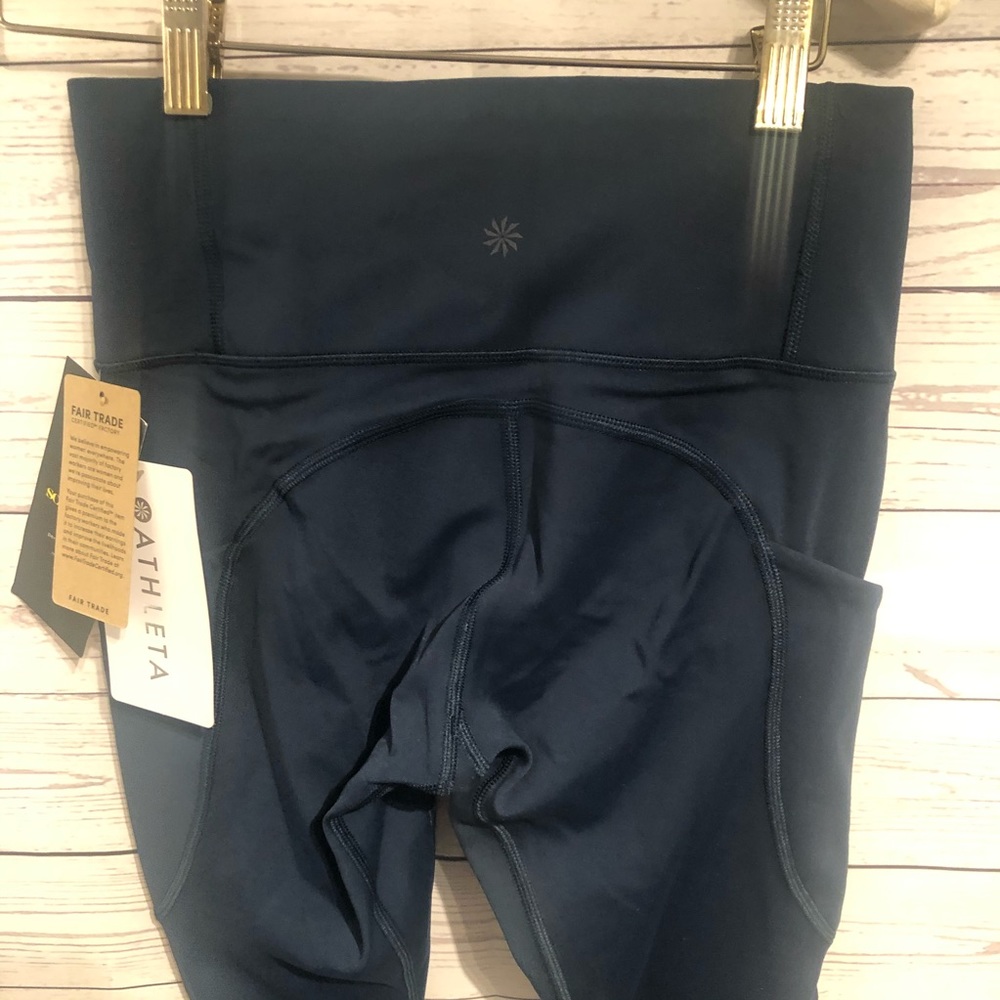 NWT Athleta All In Capri Navy Blue Leggings - Picture 4 of 7